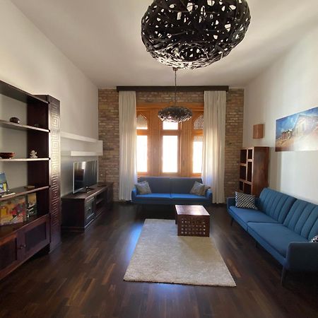 Supercentral Spacious Apartment Budapest Kültér fotó