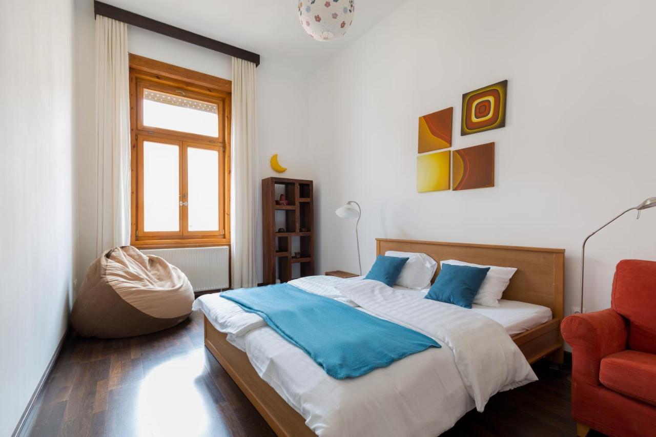 Supercentral Spacious Apartment Budapest Kültér fotó